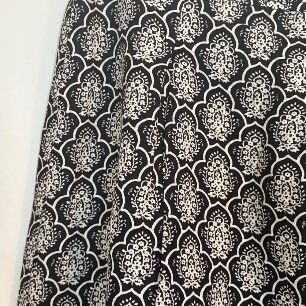 NWOT Loft Black & Cream Boho Style Mini Career Skirt Size 10 - Picture 7 of 7